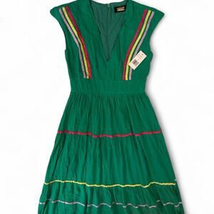 NWT Alexia Admor green rainbow trim dress size 2